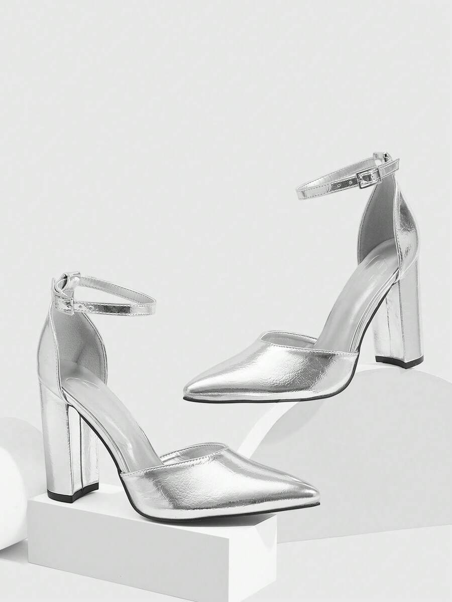 CUCCOO SZL Zapatos de mujer con hebilla, puntera puntiaguda y tacón grueso. Elegantes bombas de gamuza sintética negra con correa de tobillo negra para tacones de graduación, baile de graduación, vacaciones, zapatos de fiesta, estilo chic y elegante para fiestas, salidas nocturnas, primavera y Pascua - PU plateado - Ver 1