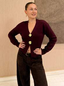 Kuleshova 女士时尚休闲简约不对称纽扣针织开衫，精致设计毛衣上衣 - 酒紅色 - 查看 5