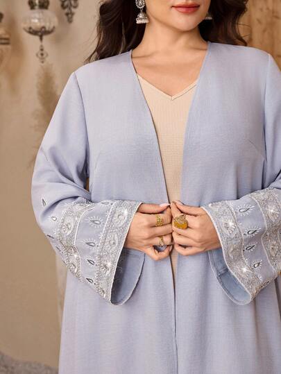 Al Najma Áo Abaya dáng rộng, thanh lịch, thêu họa tiết dành cho nữ cỡ lớn.