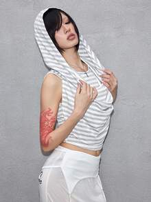 ROMWE Avant 前卫条纹高领连帽衫，Y2K街头风露脐女装 - 灰色 - 查看 4