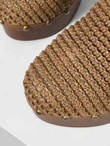 MOTF GIÀY CAO GÓT ĐÍNH ĐÁ VÀ DÉP XĂNG ĐẾ CHO NỮ - Màu be - Xem 6