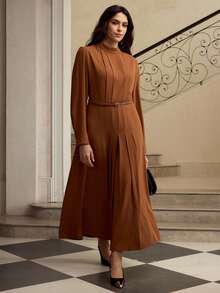 ZEYLAH 大码褶裥腰带喇叭下摆长袖连衣裙 - 棕色 - 查看 5