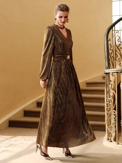 Arave Vestido recto de manga larga con cuello en V de tela plisada metálica, elegante para citas, longitud maxi para mujeres