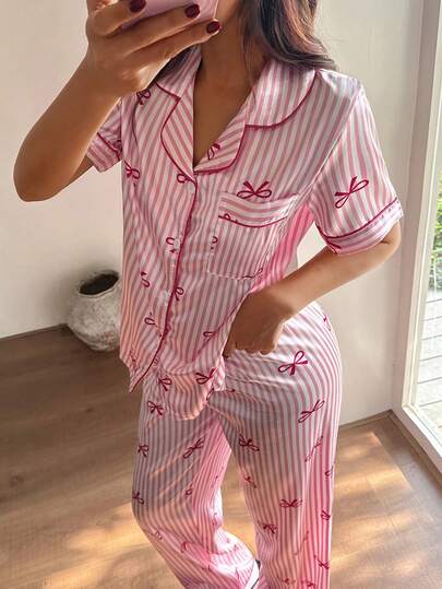 Dream Adore Conjunto de pijama de manga corta con corbata de moño de seda sintética rayada para mujer