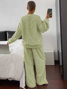 DAZY Women's Textured Fleece Thick Loose Fit Pajama Set, Winter - Green - View 2