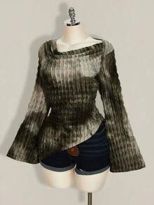 SHEIN ICON Camiseta de manga larga con mangas acampanadas, estampado tie-dye asimétrico, hombros descubiertos, estilo gótico vintage bohemio para mujer talla grande, tops casuales de camuflaje - Verde militar - Ver 5