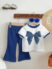 SHEIN 两件套少女休闲可爱珍珠蝴蝶结印花T恤和喇叭裤，时尚学院风、度假风、返校季必备，圆领短袖T恤搭配喇叭裤，适合夏季、日常休闲穿着，百搭基础款