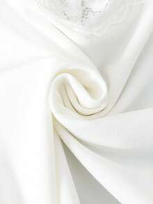 SHEIN 少女简约蕾丝边可调节吊带背心和格子裤休闲睡衣套装，2件套，法式优雅风格