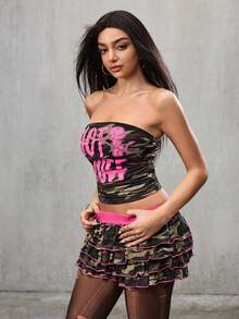 HOT STUFF X SHEIN 女士Y2K时尚性感卡通字母迷彩印花褶皱露脐抹胸上衣和多层荷叶边迷你裙两件套，夏季 - 軍綠色 - 查看 6