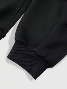 ROMWE MEN Goth 男士十字刺绣休闲口袋连帽卫衣 - 黑色 - 查看 4