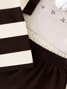 SHEIN Playful Pals Bộ quần áo 2 món cho bé trai, họa tiết gấu dễ thương và sọc ngang, áo thun cổ tròn tay ngắn và quần short màu xanh navy, thích hợp cho các hoạt động ngoài trời mùa hè. - Nhiều màu - Xem 4