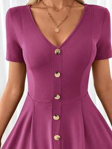 SHEIN Clasi 女士优雅V领短袖绿色A字连衣裙 - 中紫紅色 - 查看 6