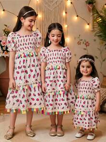 Young Girl White Summer Matching Family Vacation Ditsy Floral Rose Strawberry Print Short Sleeve Cake Layered Patchwork Woven Dress For Young Girls - Apricot - View 1