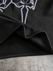 AXEPEAK 男士休闲标准尺码宽松套头卫衣，黑色，饰有贴花刺绣和撞色滚边，适合春秋季穿着。 - 黑色 - 查看 5