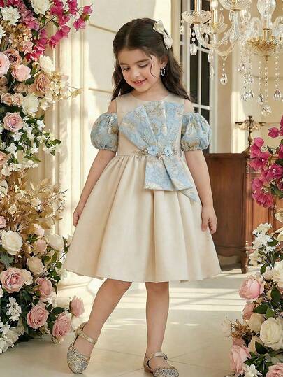 Young Girl Elegant & Cute Colorblock Satin Floral Off-Shoulder Dress Girls' Solid Color Chiffon Puff Collar Slim-Fit Casual Lace Dress, Suitable For Spring And Summer Wear,فستان,فستان دانتيل,White Dress,فستان بنات  1 Piece Cute Versatile Elegant Sleeveless Dress With Jacquard Fabric Belt, Ladylike And Elegant Style, Princess Dress, Suitable For Birthday Parties, Back To School Season, Evening Parties, Performances, Weddings, Baptisms, Opening Ceremonies, Indoor And Outdoor, Daily Use, Sports, Play, Parties, Photo Shoots, Vacations, Festivals, Suitable For Autumn And Winter Seasons, Suitable For Gatherings, And Other Occasions Party Dress For Young Girls Young Girl Elegant Dress Beige Dresses For Girls