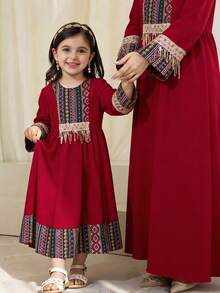 SHEIN 年轻女孩撞色编织圆领流苏休闲连衣裙 - 紅色 - 查看 2