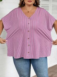 SHEIN CURVE+ 大码条纹印花V领前开襟纽扣休闲短袖衬衫，适合夏季/乡村/海滩度假/沙滩装穿着 - 玫紅色 - 查看 6