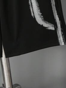Coolqubz 2件套青少年男童深色系短袖套装，时尚简约印花手绘图案设计，舒适贴身，街头风，休闲日常穿着 - 黑色 - 查看 4