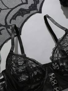 AltCore 大码女士性感内衣套装，细钢圈文胸和丁字裤两件套 - 黑色 - 查看 10