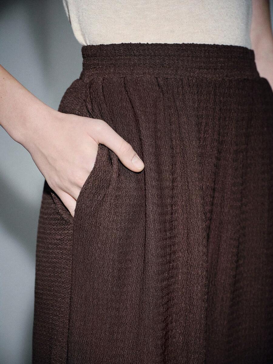 Lumivelle Women's Spring/Summer New Elastic Waist Textured Fabric Loose Casual Retro Vacation Style Pants - Coffee Brown - View 1