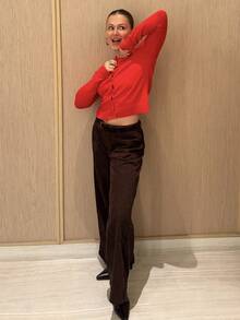 Kuleshova 女士优雅纯色圆领纽扣长袖休闲毛衣上衣，百搭实用，适合圣诞节、日常穿着、商务休闲场合，秋冬季针织衫。 - 紅色 - 查看 6