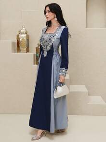 Al Najma Women's Square Neck Color Block Applique Elegant Long Sleeve Arabic Dress - Mauve Purple - View 5