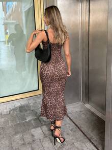 Rafferiza Petite 女士新款豹纹紧身连体衣变身：瞬间变身性感吊带长裙！同样的面料+修身剪裁，Y2K辣妹风爆来袭！ - 彩色 - 查看 2