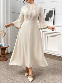Modelyn Plus Size Elegant Solid Color Bell Sleeve Midi Dress, Suitable For Commuting - Apricot - View 3