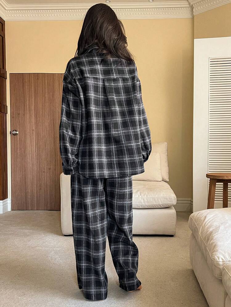2pcs Women Christmas Plaid Pajama Set, Loose Fit Long Sleeve Shirt And Long Pants, Autumn/Winter