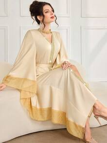 Al Najma 女士V领亮片拼接优雅系带长袖土耳其长裙和阿拉伯传统罩袍 - 杏色 - 查看 6