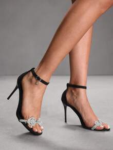 CUCCOO SZL 1 para sandałów na obcasie typu stiletto z kryształkami, słodki i elegancki styl, wąski obcas wydłuża nogi, kryształki ozdobne przyciągają uwagę, pasek na kostkę zapewniający bezpieczne dopasowanie, odkryte palce zapewniające oddychalność, odpowiednie dla młodych kobiet, idealne na randki, imprezy i codzienne wyjścia - Czarne - Zobacz 5