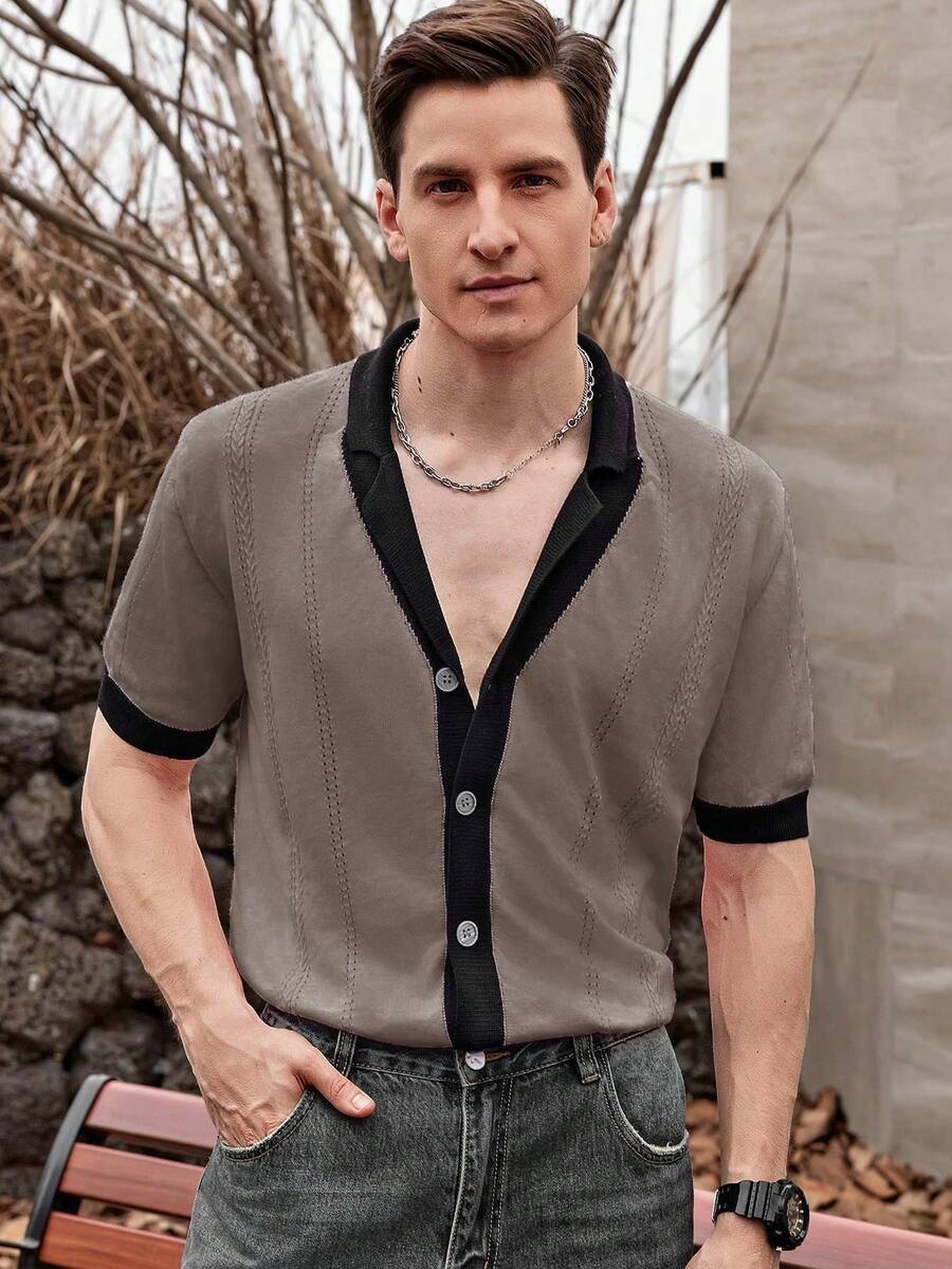 Manfinity Homme Atasan Rajut Lengan Pendek Kasual Pria dengan Trim Kontras dan Kancing Depan, Sweater Leher V Musim Panas Khaki, Kemeja Rajut Gaya Eropa Vintage untuk Kencan - Coffee Brown - View 1