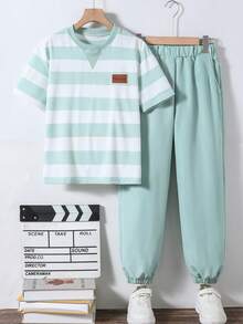 SHEIN Vacaura Bộ 2 món/Bộ áo phông sọc đen trắng tối giản thường ngày và quần đen cho bé trai tuổi teen, thích hợp mặc hàng ngày và đi chơi vào mùa xuân, mùa hè, mùa thu - Màu xanh Bạc hà - Xem 3