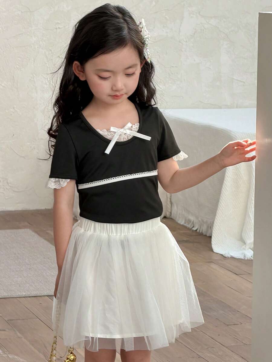 DAZY Girls (Small) Contrast Lace Short Sleeve T-Shirt, Fall Clothes - Black - View 1