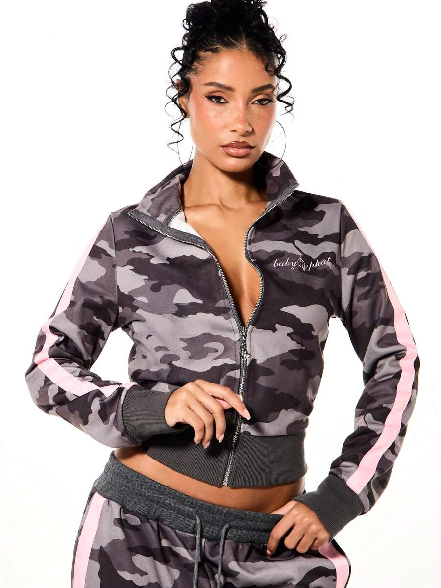 BABYPHAT 迷彩全拉链短款复古卫衣，饰有粉色条纹细节和罗纹下摆，适合秋冬季休闲穿着。 - 彩色 - 查看 1