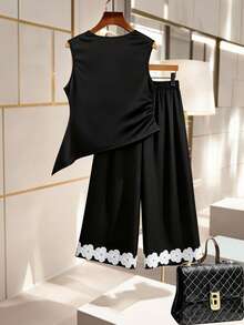 GlowEve CURVE Plus Size Women Elegant Floral Embroidery Camisole And Pants Set - Black - View 2