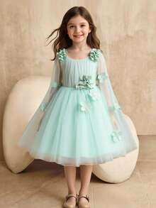 SHEIN Glamorique Kids Vestido de Princesa de Navidad para Niñas Bebés, Vestido de Fiesta, Vestido de Papá Noel, Vestido de Año Nuevo, Vestido de Gala para Fiesta de Cumpleaños Infantil de Navidad, Vestido Esponjoso de Tul Verde Morandini, Bordado 3D, Escenario, Piano, Estilo Medio Oriental, Vestido Elegante, Vestido Estacional, Nuevo Estilo de Otoño/Invierno, Escote en V en la Espalda - Verde - Ver 3