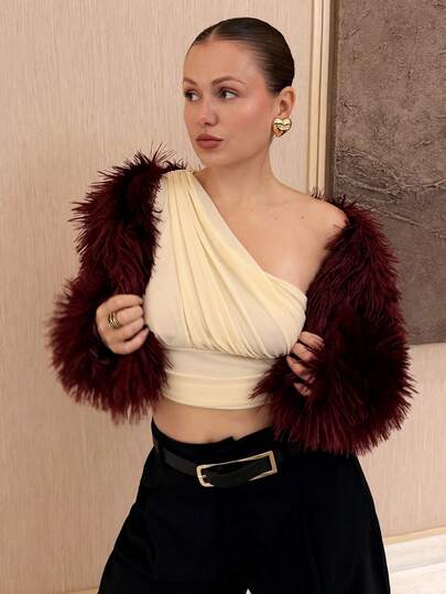 Kuleshova Women's Fashion Stylish Sexy Short Faux Fur Coats, Autumn/Winter New Arrival