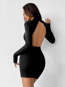 SHEIN PETITE 纯色露背侧褶皱修身连衣裙 - 黑色 - 查看 3