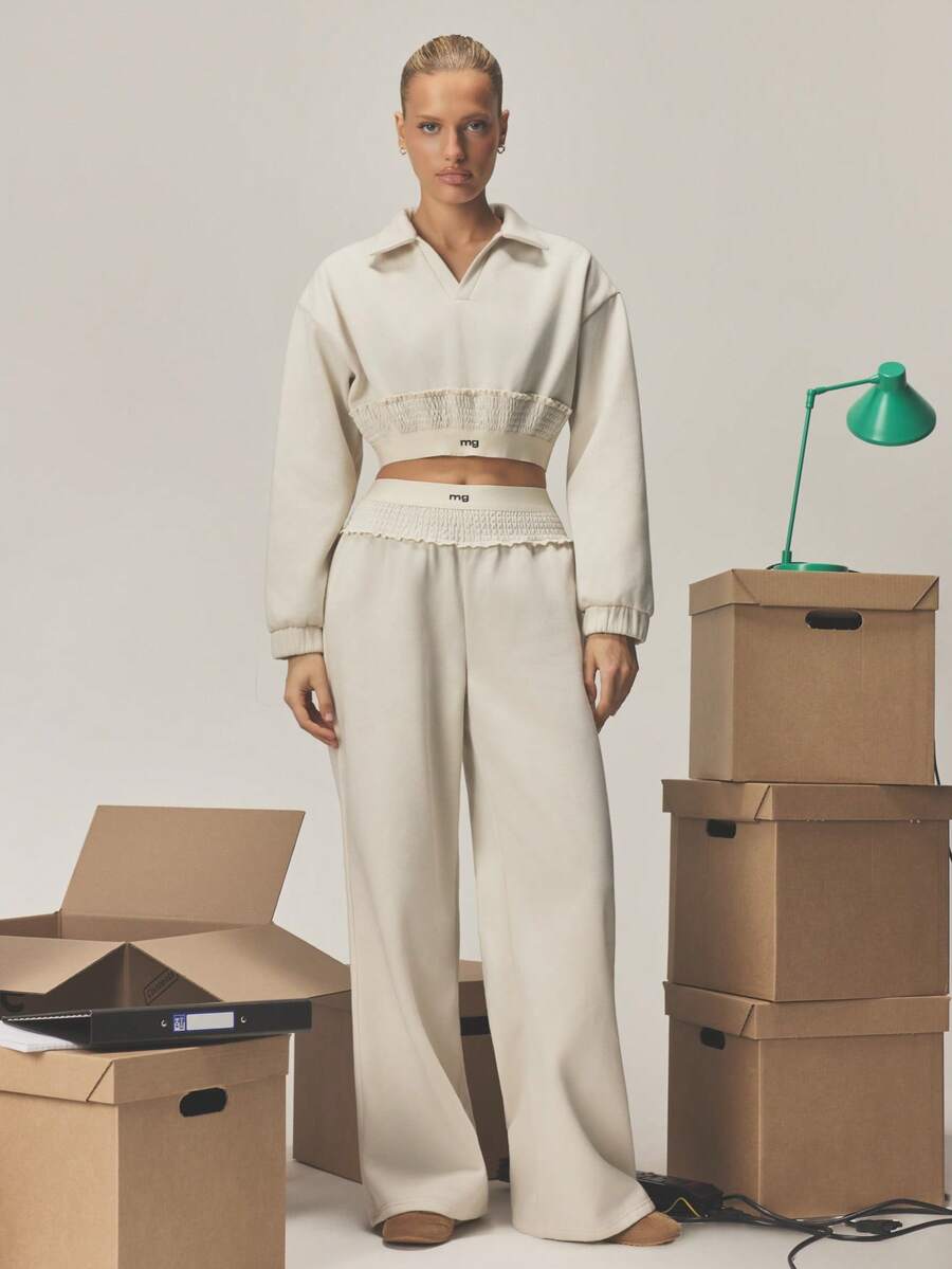MISSGUIDED Ruched Cropped Hoodie With Long Sleeves And Elastic Waistband For Casual Fall Winter Streetwear - Apricot - View 1