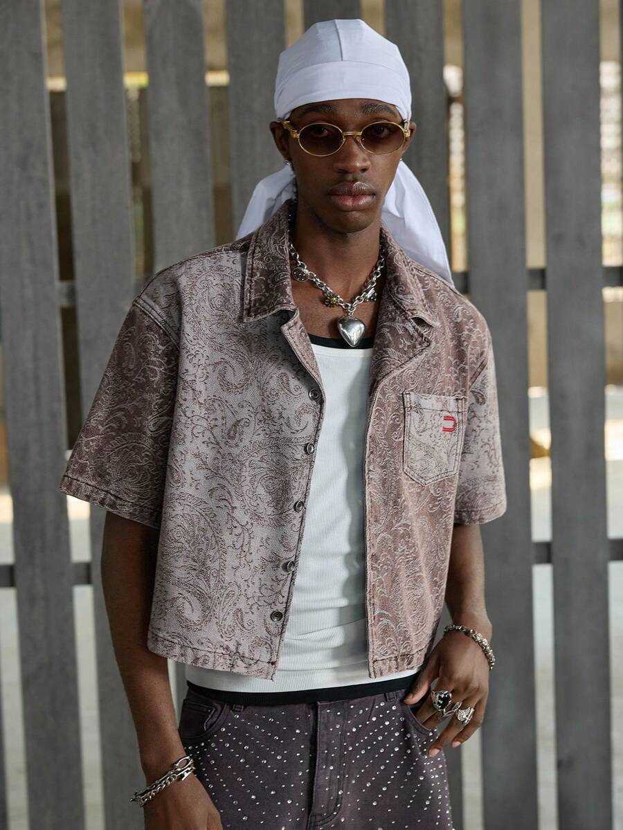 NEON BLANC Men's Summer Casual Fashionable Street Vacation Style Paisley Print Short Sleeve Cropped Denim Shirt - Brown - View 1