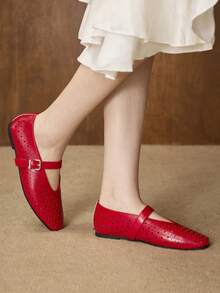 MOTF PREMIUM WOMEN HOLLOW-OUT SQUARE TOE FLAT SHOES SPRING SHOES - Red - View 9