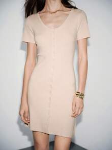 Lumivelle Khaki Deep V-Neck Fitted Short Sleeve Spring/Summer Knit Sweater Dress - Khaki - View 3