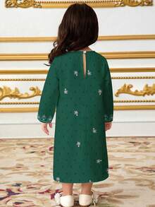 经典绿色花卉刺绣优雅复古连衣裙，适合年轻女孩休闲简约传统阿拉伯长袍，春夏皆宜，优雅长袖连衣裙，祈祷长袍，舒适休闲，休闲穿着，度假风，端庄卡夫坦长袍，儿童阿拉伯长袍 - 白色 - 查看 2