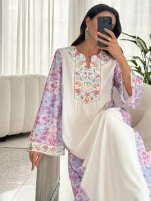 Al Najma Elegant Floral Print Notched Neck Flare Sleeve Loose Robe - Multicolor - View 4
