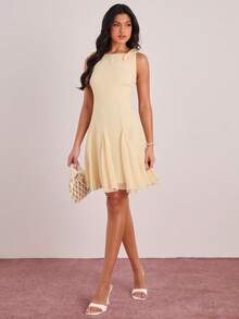 Enchnt 女士纯色打结肩部设计无袖时尚迷你连衣裙 - 淡黃色 - 查看 6