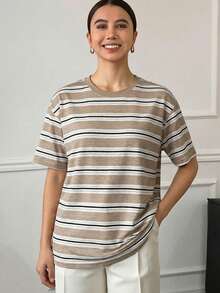 DAZY 条纹印花宽松圆领女士休闲短袖T恤 - 卡其色 - 查看 3