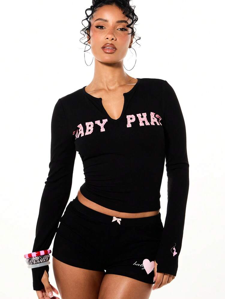 BABYPHAT Crop top de manga larga con cuello en pico acanalado, estampado de letras, para el Día de San Valentín