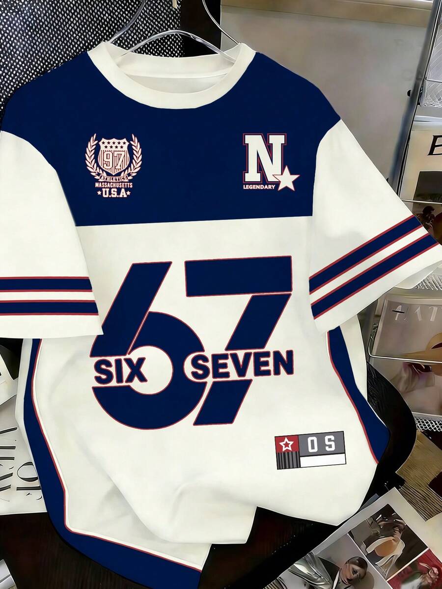 SHEIN Explorewe 男童休闲时尚创意个性化清新高端简约数字67徽章五角星条纹藏青色和米色组合字母标语图案印花休闲基础款短袖T恤，舒适日常穿着，温暖的夏秋款式，适合春、夏、秋季穿着。儿童数字T恤 - 彩色 - 查看 1