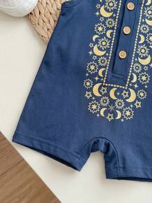 Vacation Style Baby Boy Romper Navy Blue Geometric Moon And Star Print Sleeveless Round Neck Short Design - Navy Blue - View 3